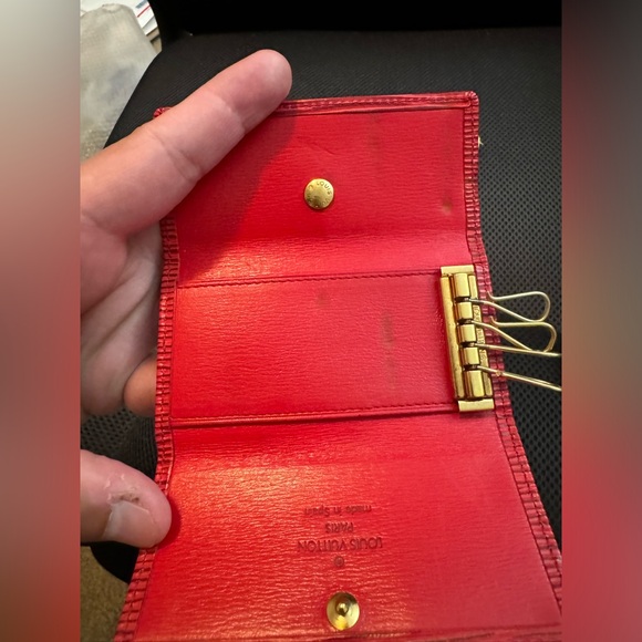 🙏Louis Vuitton Epi Key Cles 4’s - Picture 6 of 11